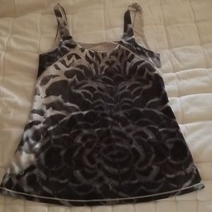 Lululemon tank top black and shades of gray size 8
